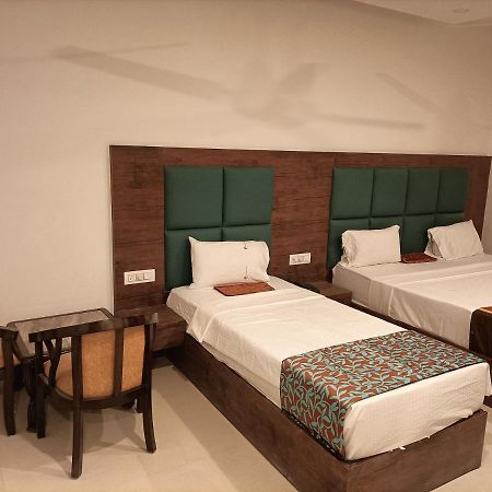 نيودلهي Hotel Tark Inn Near Igi Airport Delhi المظهر الخارجي الصورة