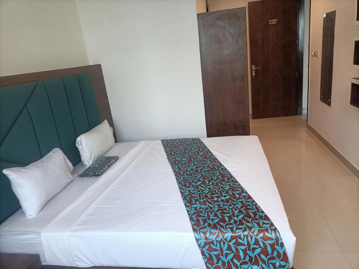 نيودلهي Hotel Tark Inn Near Igi Airport Delhi المظهر الخارجي الصورة