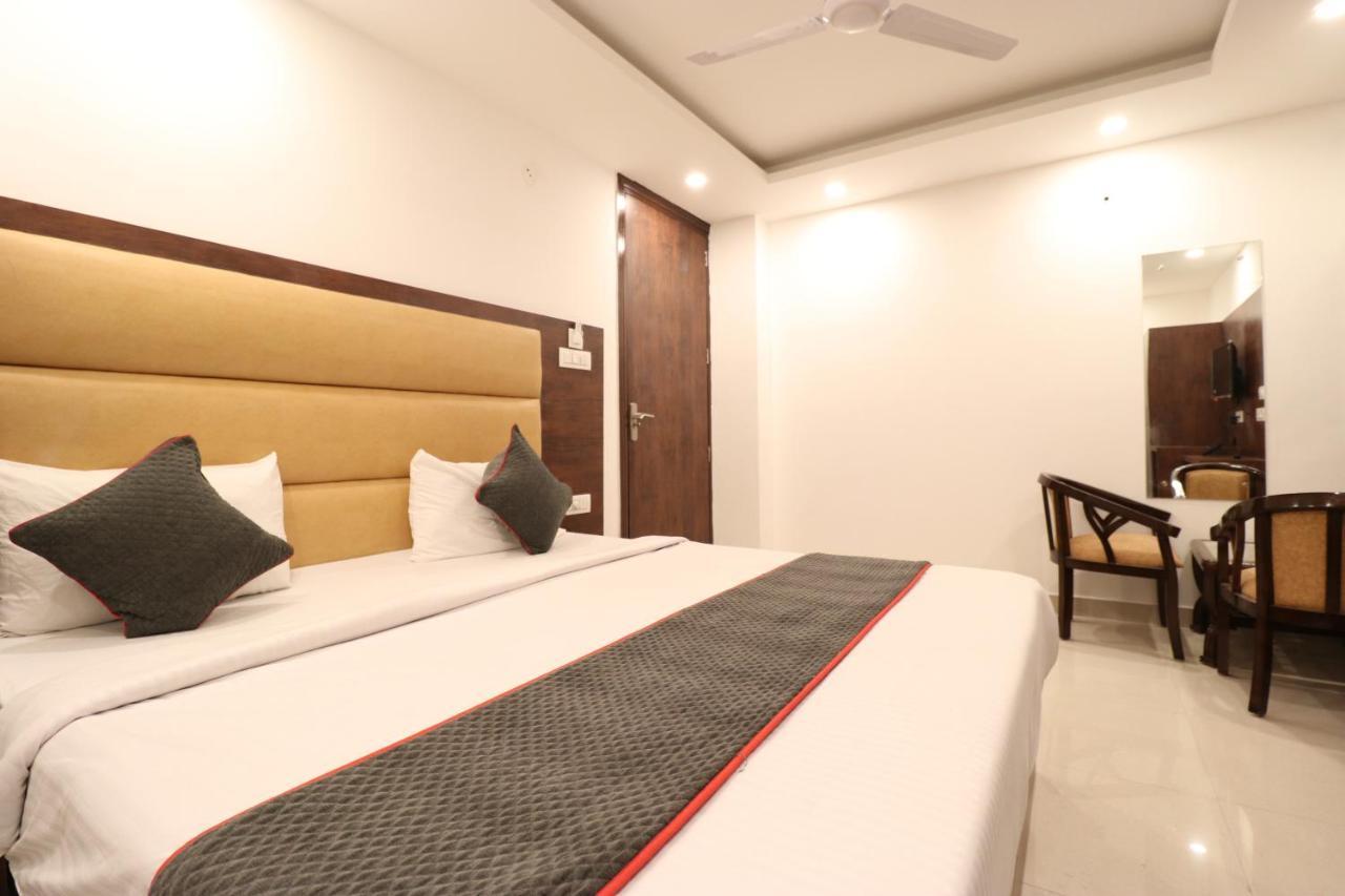 نيودلهي Hotel Tark Inn Near Igi Airport Delhi المظهر الخارجي الصورة